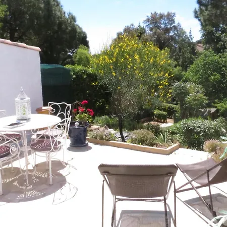 Holiday home Mazet Duplex 3/4 Pieces Climatise, Piscine, Proche Croisette - - Fr-1-780-77 Sainte-Maxime